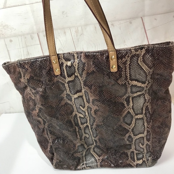 Sam Edelman Handbags - Sam Edelman snakeskin Tote